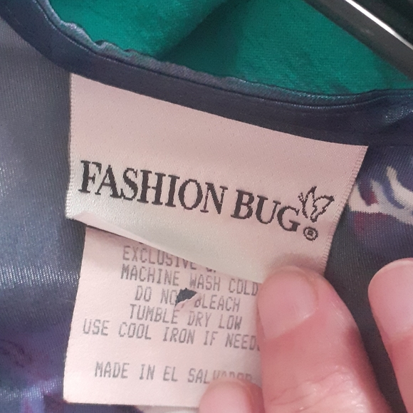 Dress - Picture 4 of 4